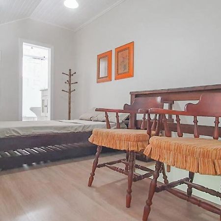 Duplex Floresta Negra - Sua Base Perfeita Em Gramado! Otima Localizacao Lagonegro 500M - 02 Quartos E 02 Banheiros Para Familia Em Condominio Fechad0, Cozinha Completa Com Garagem E Portaria 24H Bagian luar foto