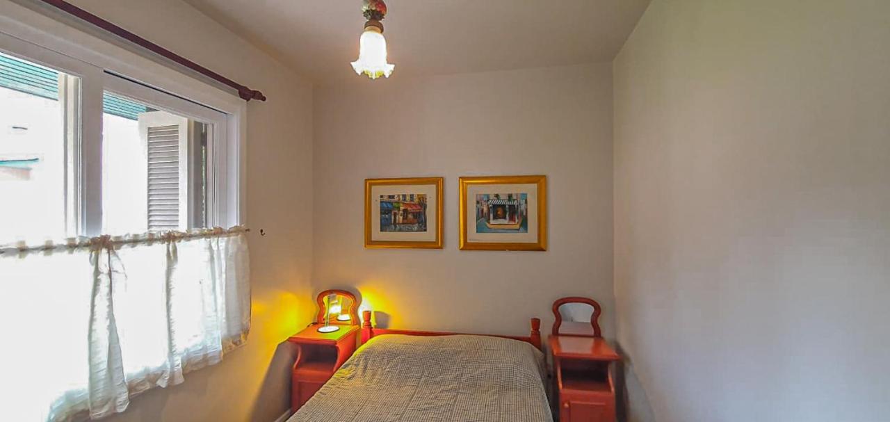 Duplex Floresta Negra - Sua Base Perfeita Em Gramado! Otima Localizacao Lagonegro 500M - 02 Quartos E 02 Banheiros Para Familia Em Condominio Fechad0, Cozinha Completa Com Garagem E Portaria 24H Bagian luar foto